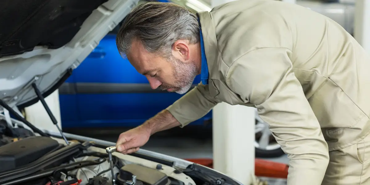 Oil leak detection methods 